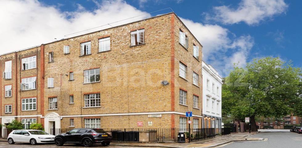 Spacious two bed good for three sharers mins to Euston Cranleigh Street, Camden